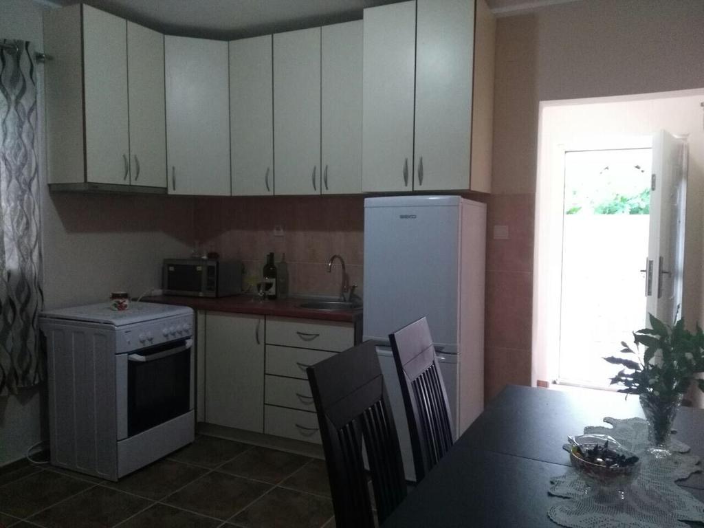 Apartmani Cuce โกตอร์ ภายนอก รูปภาพ