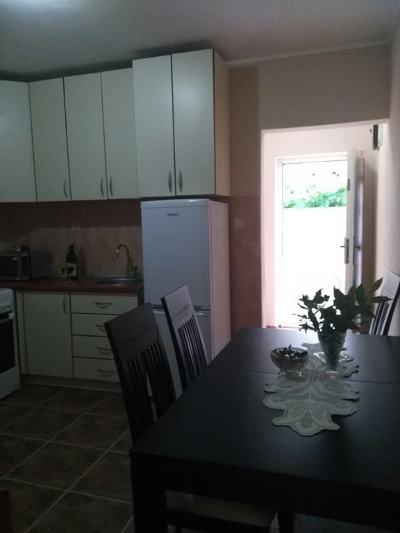 Apartmani Cuce โกตอร์ ภายนอก รูปภาพ